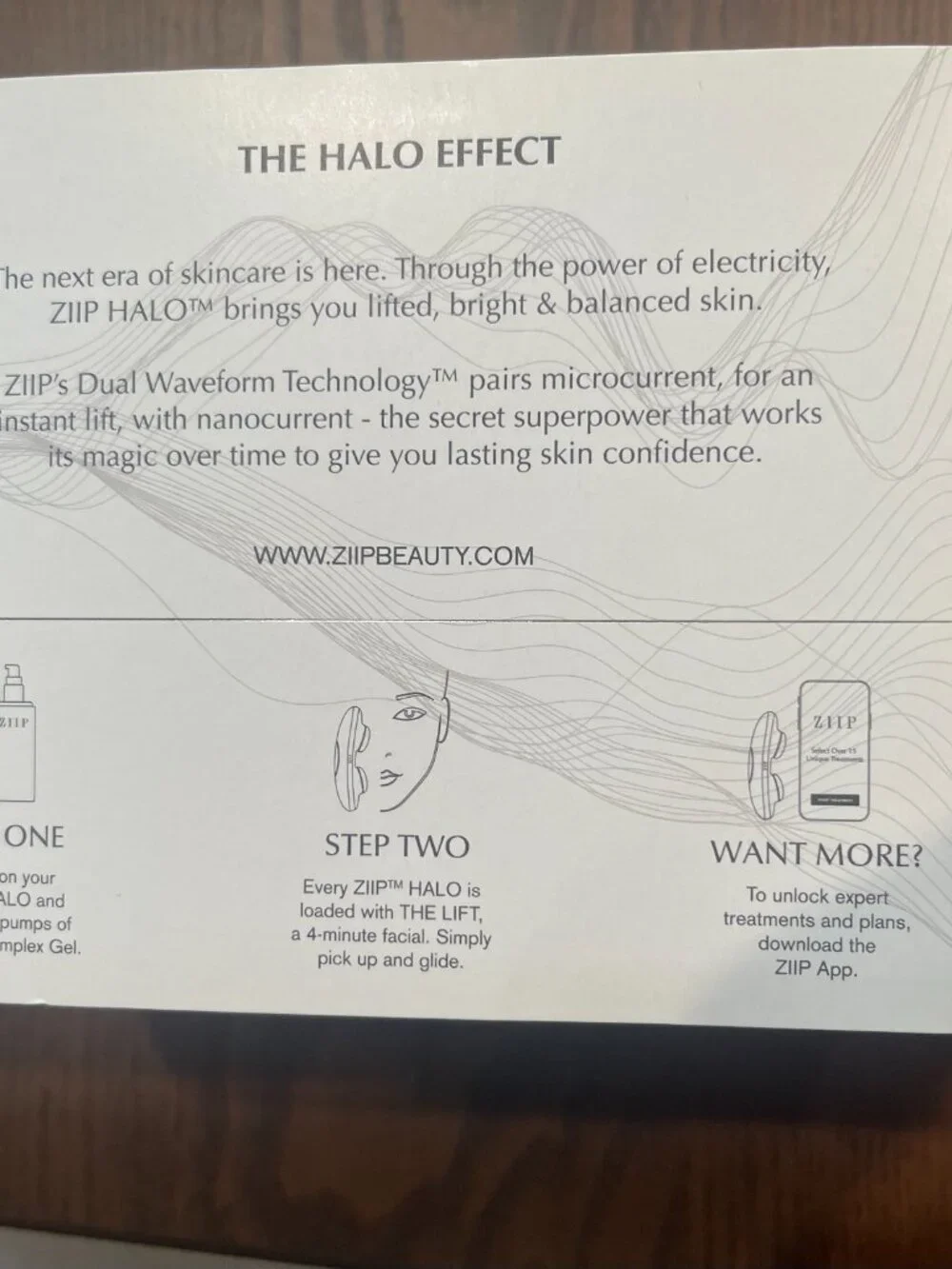 NEW ZIIP Halo - Nanocurrent™ and Microcurrent Facial Toning Device - Picture 3 of 6